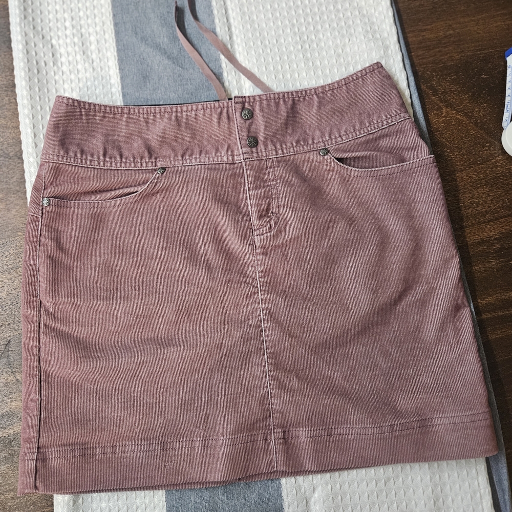 Athleta Ridge Corduroy Mini Skirt - Size 4 - Dusty Rose